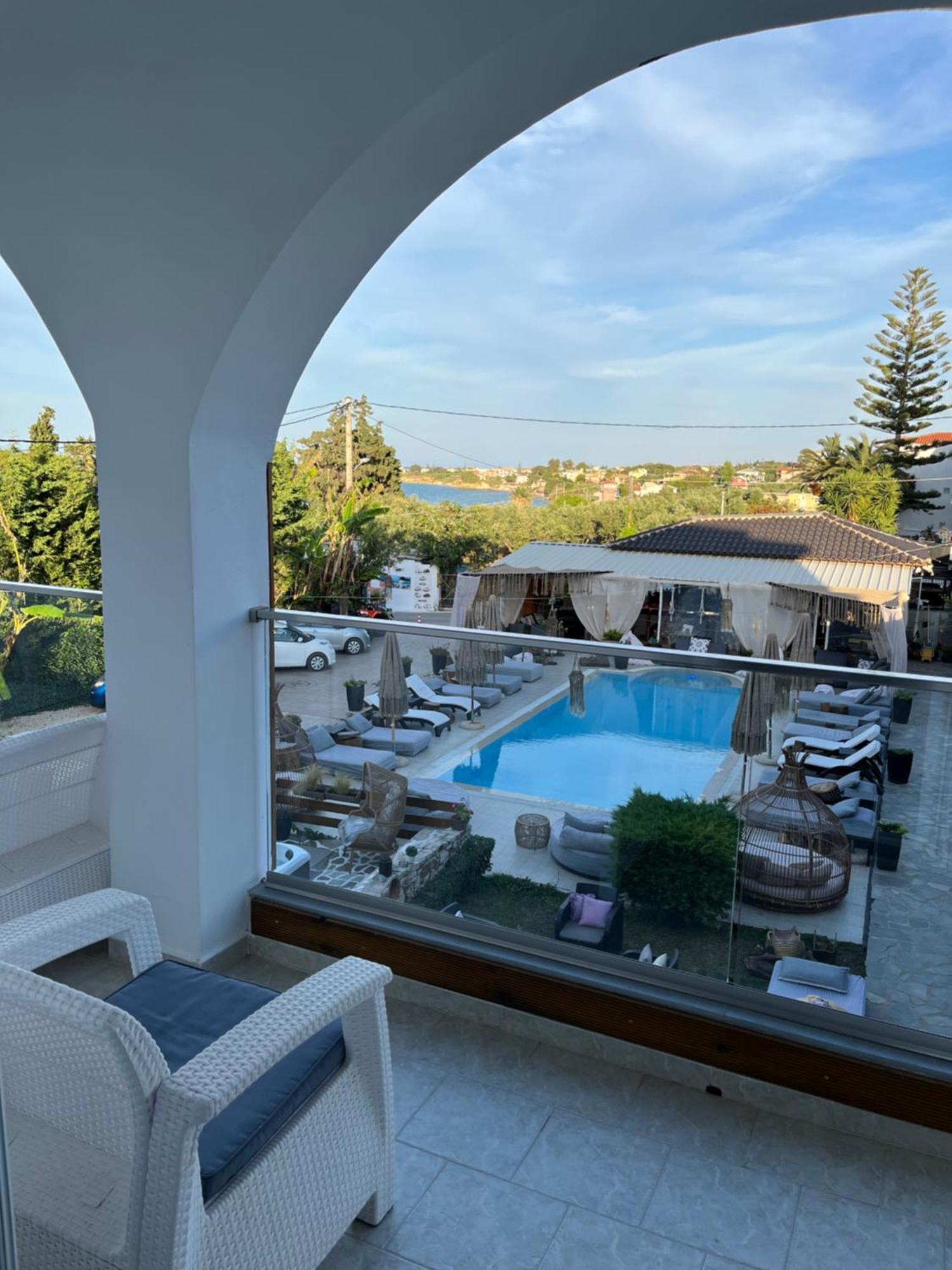 Villa Corali Apartments Sea Breath & Pool Амуді Екстер'єр фото